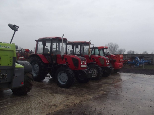 MTZ 920.4 traktor elad, monoblokkos, lamells TLT