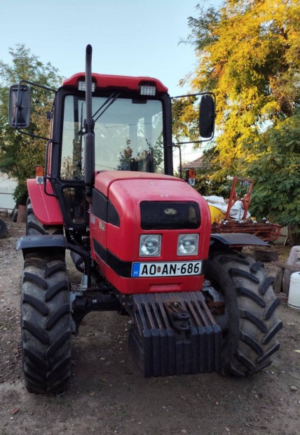 MTZ 92-es traktor friss mszakival
