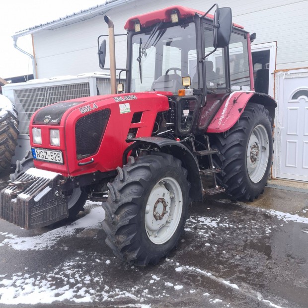 MTZ 952.3 traktor