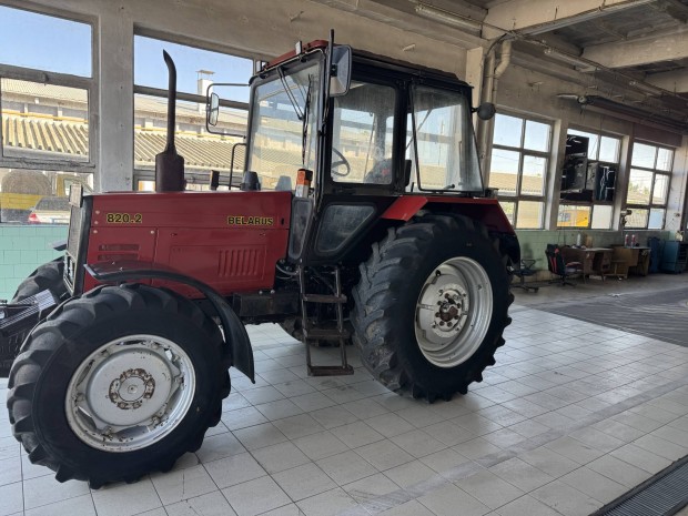 MTZ Belarus 820.2