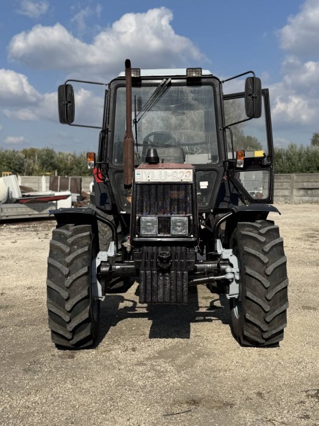 MTZ Belarus 820.4