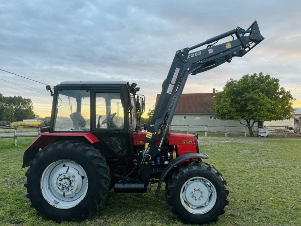 MTZ Belarus 892.2 Homlokrakodós