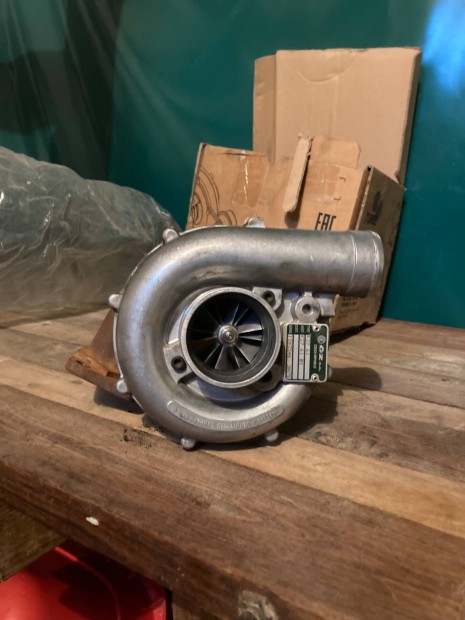 MTZ Zetor Cseh turb� K27 61 01 elad�