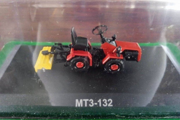 MTZ -132 traktor kisauto modell 1/43 Elad
