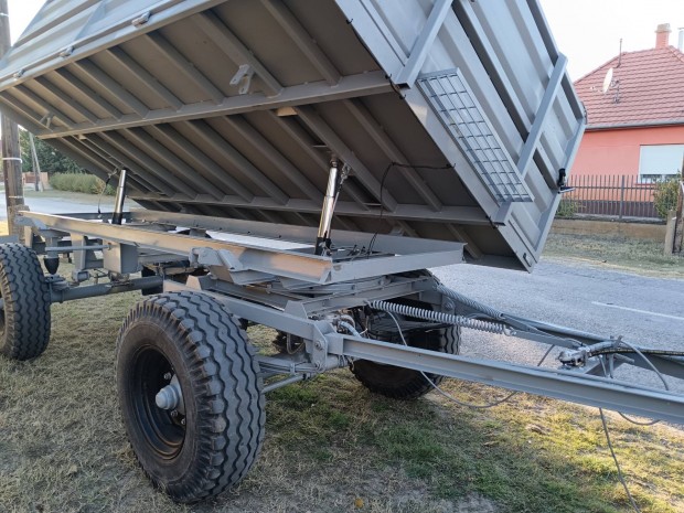 MTZ 2db HW 6011 60.11 billenős pótkocsi