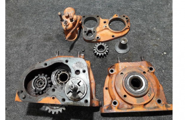 MTZ / DT / Jumz indító motor blokk közép szett