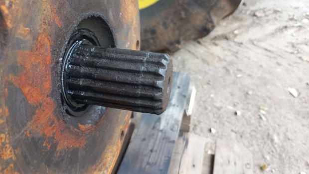 MTZ f�ktengelyh�zak