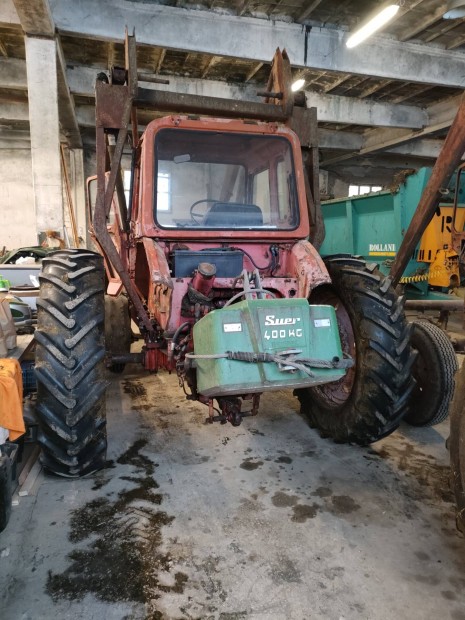 MTZ g�lya rakod�  g�p 