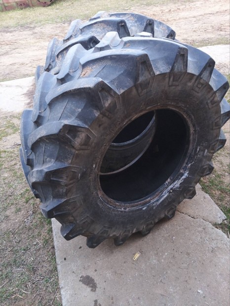 MTZ gumi 380/70 R20 elad