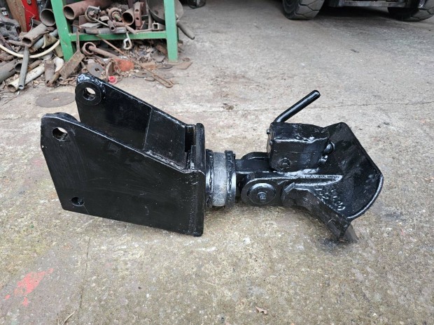 MTZ p�tkocsi h�z� ACV elad�