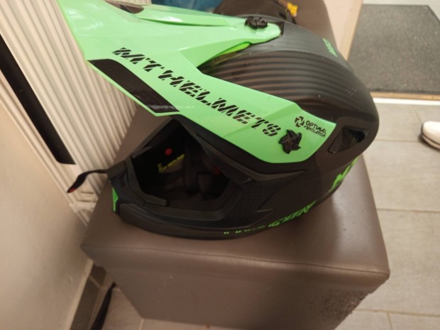 MT Helmets Falcon System motoros buksisak  