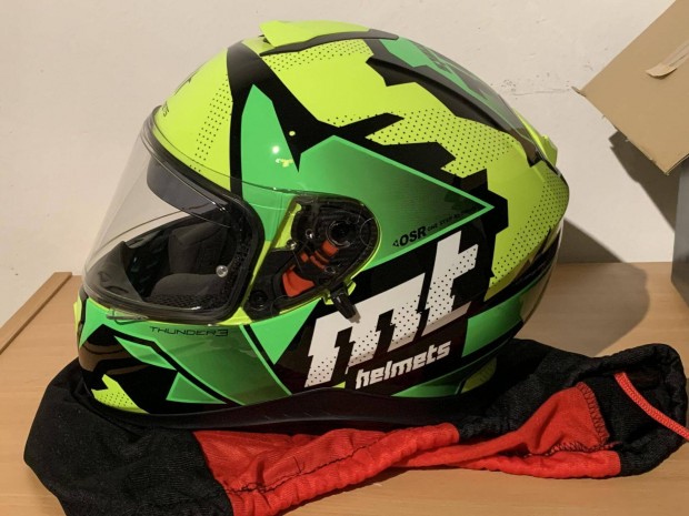 MT Helmets buksisak M-es mret