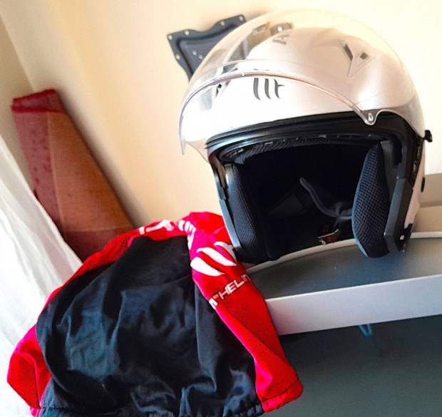 MT Helmets bukósisak kitűnő