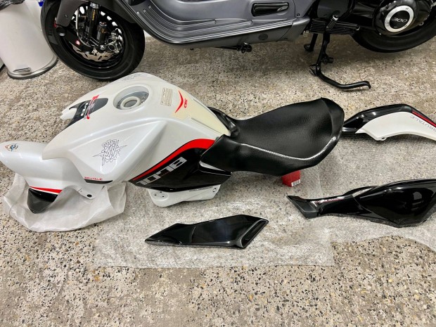 MV Agusta Brutale 1078 RR Alkatrszek