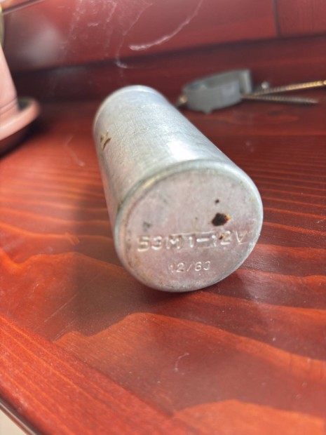 MZ 12V gyjttraf