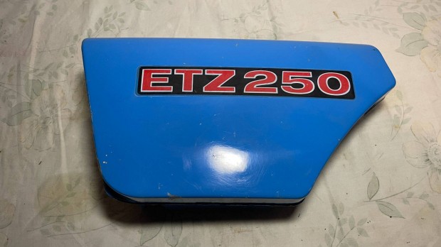 MZ ETZ 250 lgszrdoboz