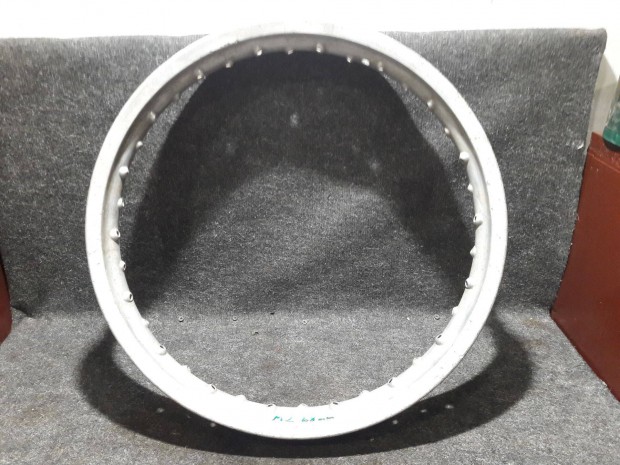 MZ ETZ / TS / Es gy�ri ker�k r�f 68mm