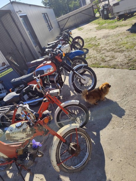 MZ Jawa izs s egyebek
