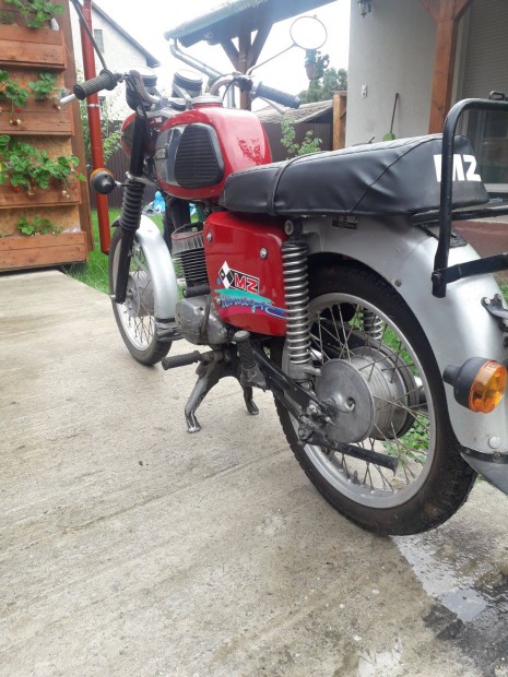 MZ TS 125 feljitott