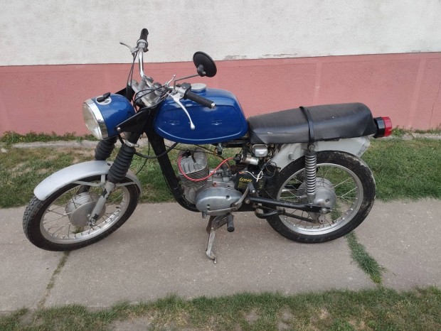 MZ TS 125 okmnyok nlkl alkatrsznek elad