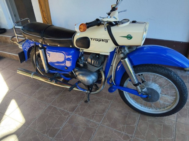 MZ TS �s Es Trophy alktr�szek