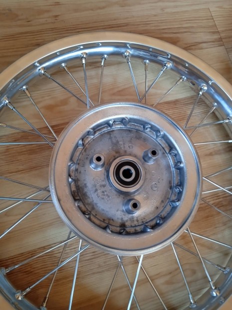 MZ TS 125 kerék párban