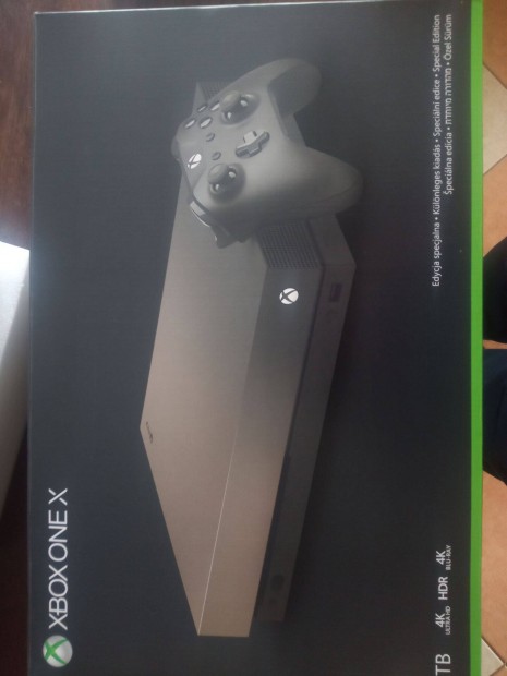 M-51 Xbox One X 1 Tb Egyedi Arany Ezst Gp + Tartozkok+ 78 Db Erede