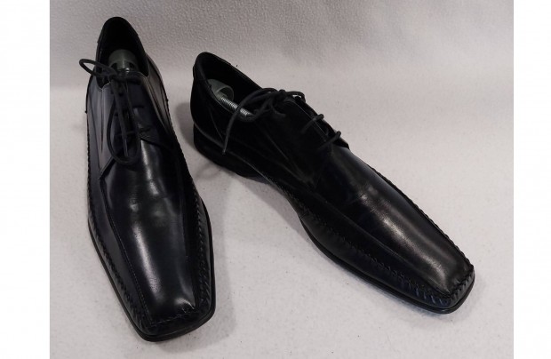 M.Silvio f�rfi f�lcip�: 44, eleg�ns derby, fekete, b�r