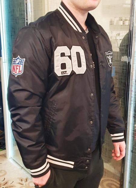 M-es Primark NFL Las Vegas Raiders varsity bomber dzseki kabát