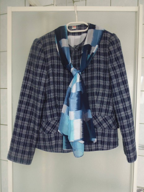 M-es bl�zer s�llal