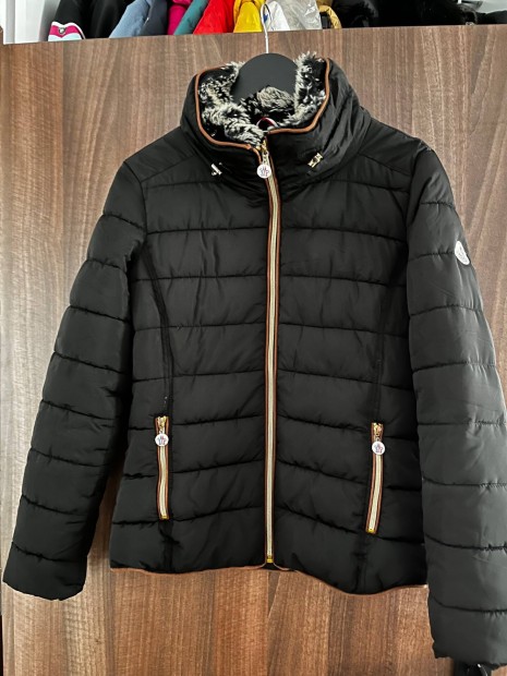 M-es ni Moncler kabt