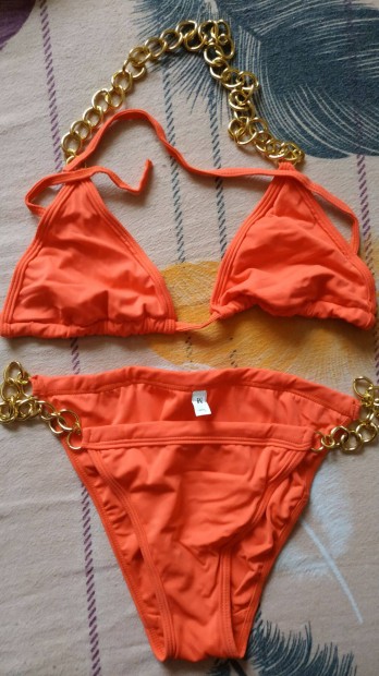 M méretű narancs színű láncos bikini
