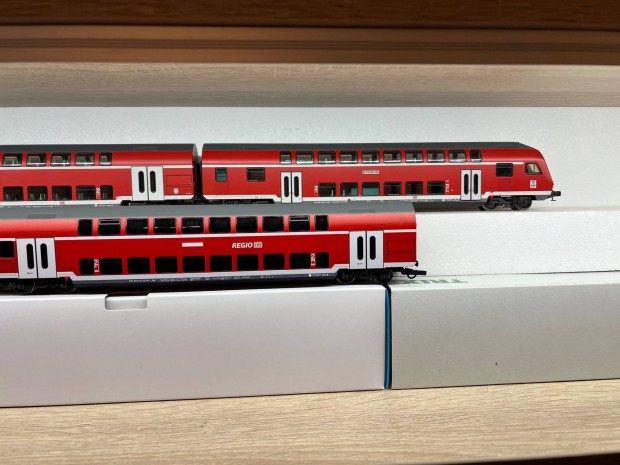 Märklin DB emeletes kocsiszett
