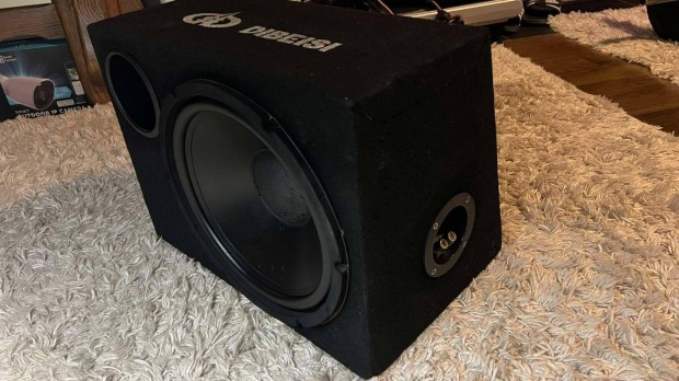 Mac Audio 300/600W autós mélynyomó, Dibeisi autó mélyláda
