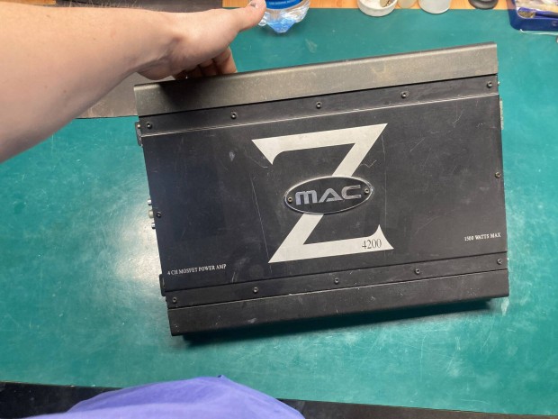 Mac Audio Z 4200 4 csatornás erősítő