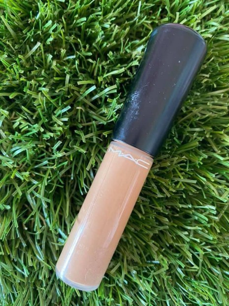 Mac mineralize concealer NW30