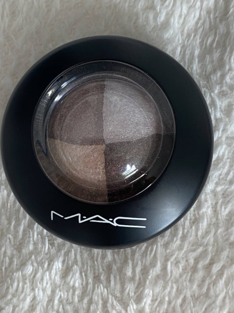 Mac pink sensibilities mineralize szemhjpder