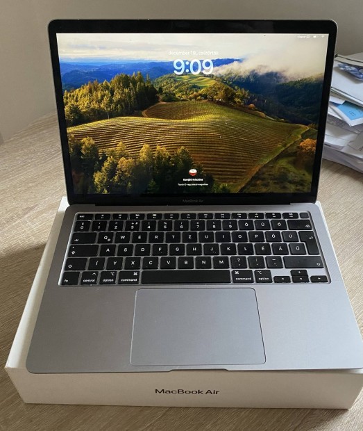 Macbook Air 13 Retina 2020