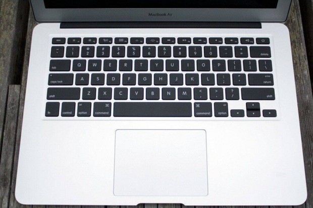 Macbook Air 13" (2017) angol billentyzettel