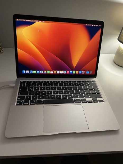 Macbook Air 13" ezst laptop