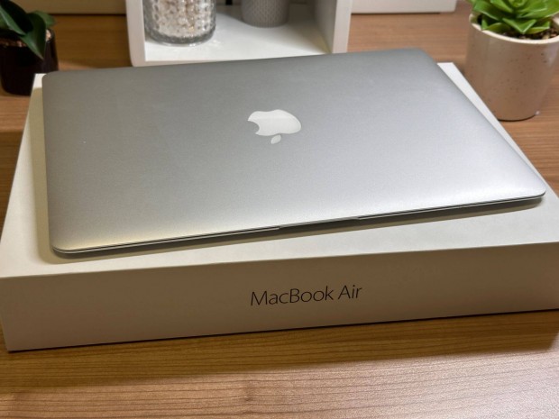 Macbook Air 13 inch , USA bill. , szp llapot