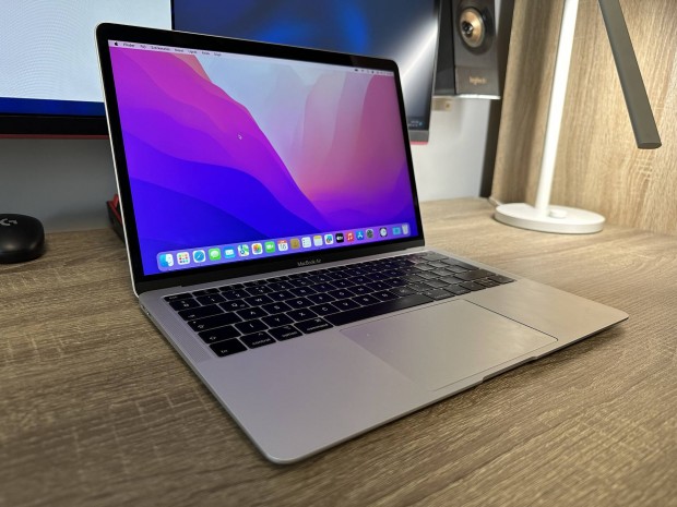 Macbook Air 2018 128GB Magyar billentyzet - jszer llapot 93% akksi
