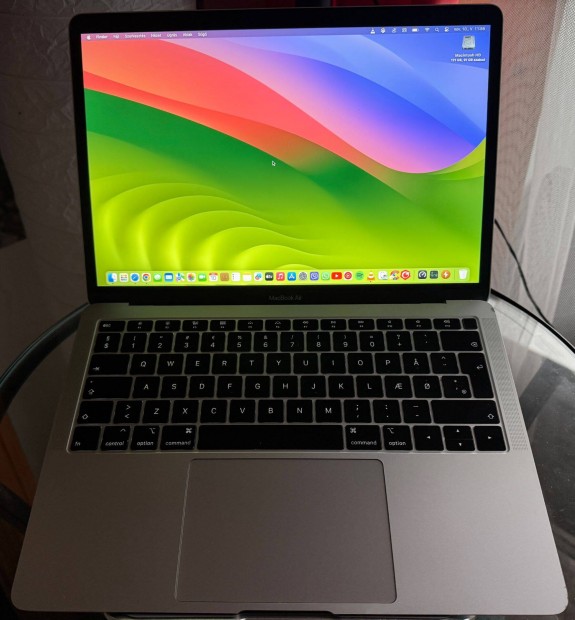 Macbook Air 2018 Silver (ezst)