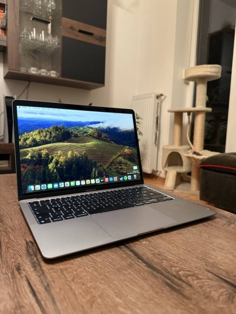 Macbook Air 2020 M1 8GB/256GB