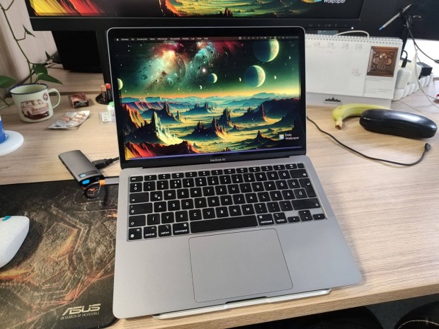 Macbook Air CTO 13" M1 / 16GB / 256GB - Magyar