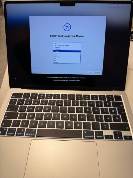 Macbook Air M3 13" 16/512GB, ezst, magyar, makultlan, icentre, garis