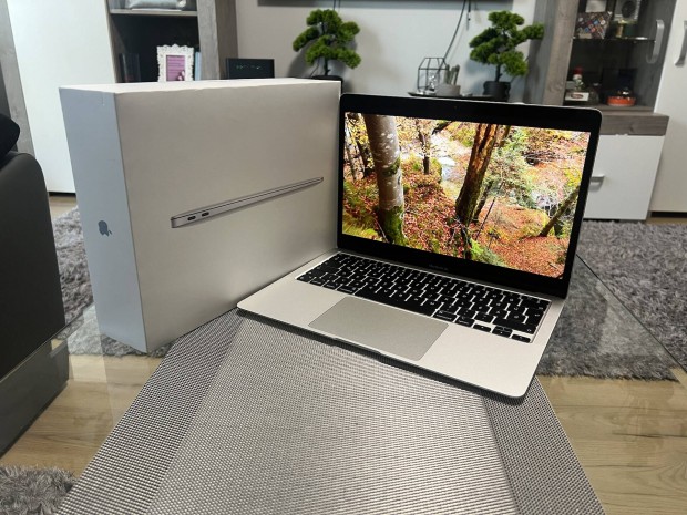 Macbook Air Retina 2020 Apple M1 8 GB 256 SSD Szmla Magyar