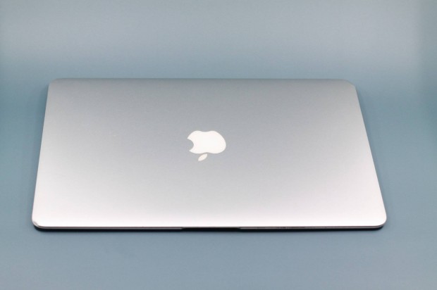 Macbook Air (2015, 13 hvelyk)