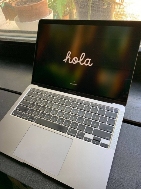 Macbook Air / M1 / 8GB RAM / 512GB SSD / Asztroszürke / Akku 91%