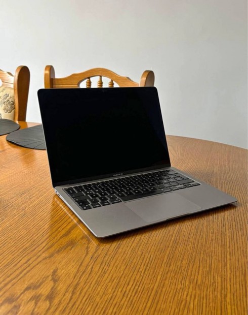 Macbook Air laptop
